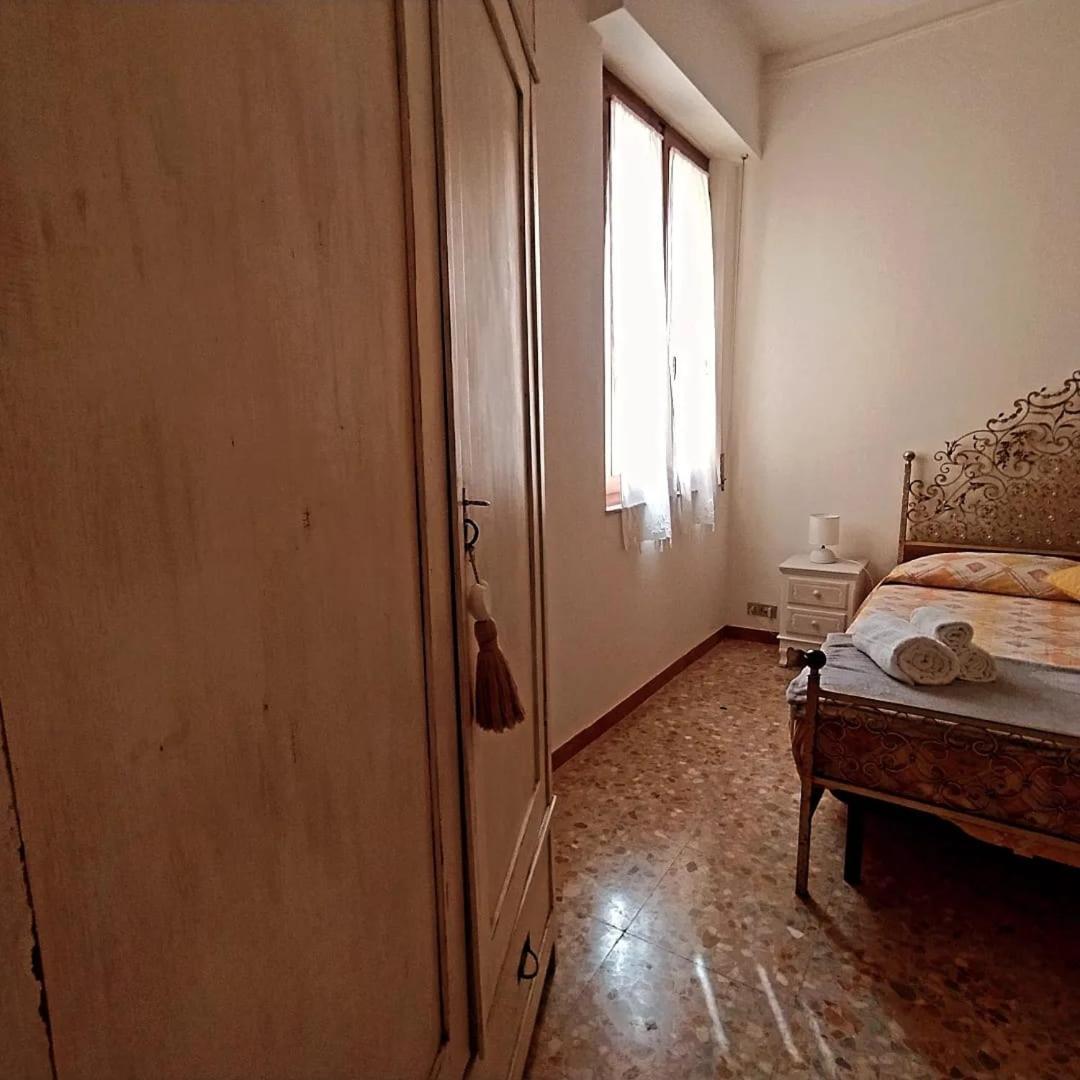 شقة Casa Dina سان جيمينيانو المظهر الخارجي الصورة
